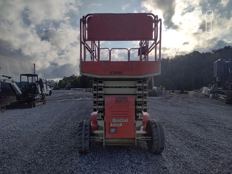 jlg-4069le-image-2