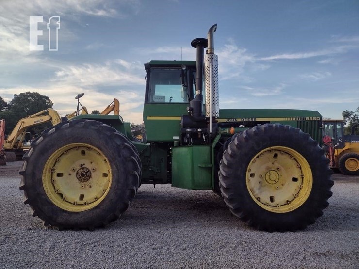 1982-john-deere-8850-image-3