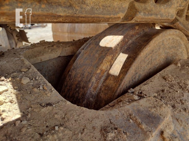 deere-270c-lc-image-27