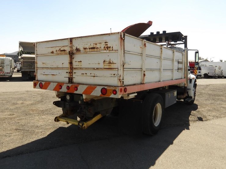 2004-international-durastar-4300-image-3