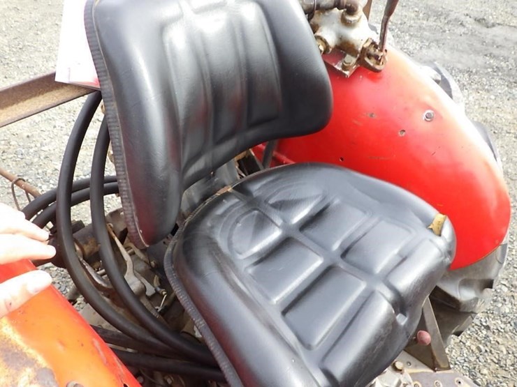 massey-ferguson-265-image-33