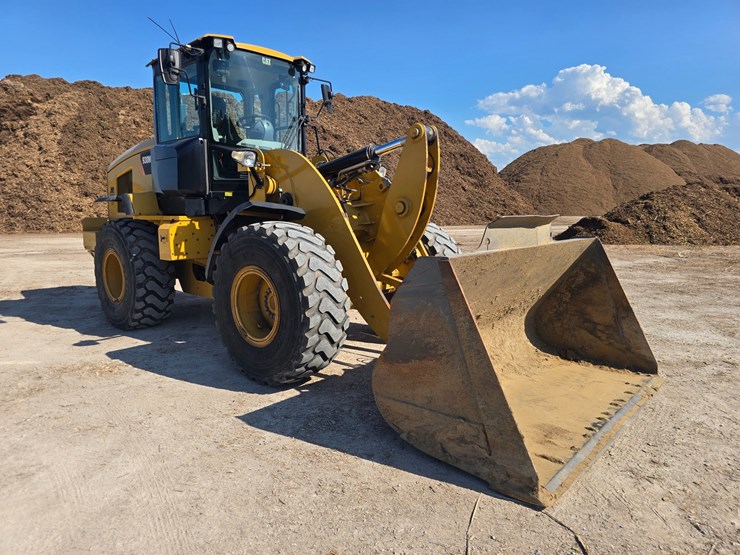 2016-caterpillar-930m-image-16