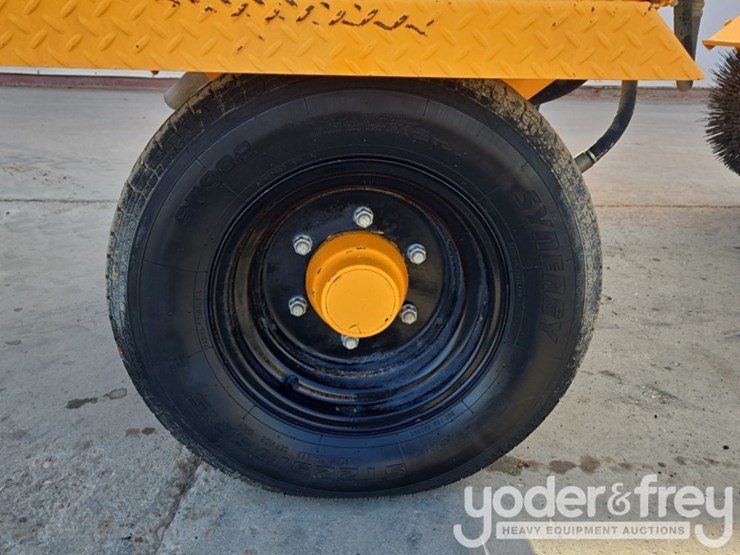 2015-rosco-rb48-image-12