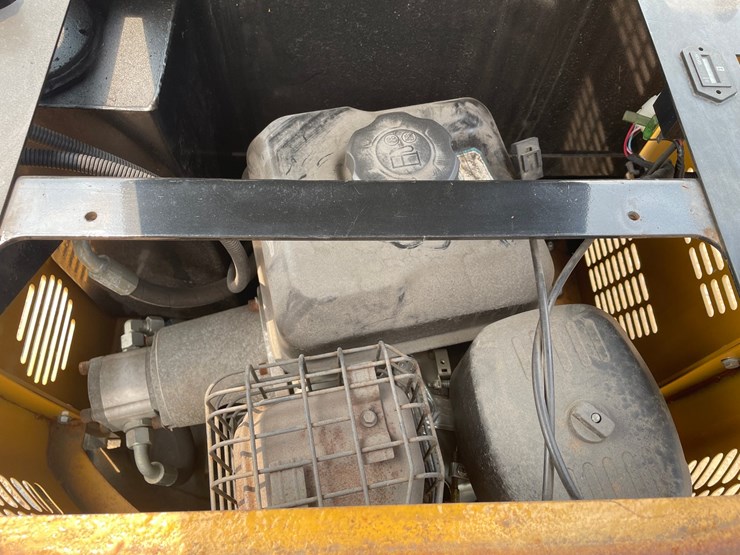 #5539-•-2026-h12-mini-excavator-image-11