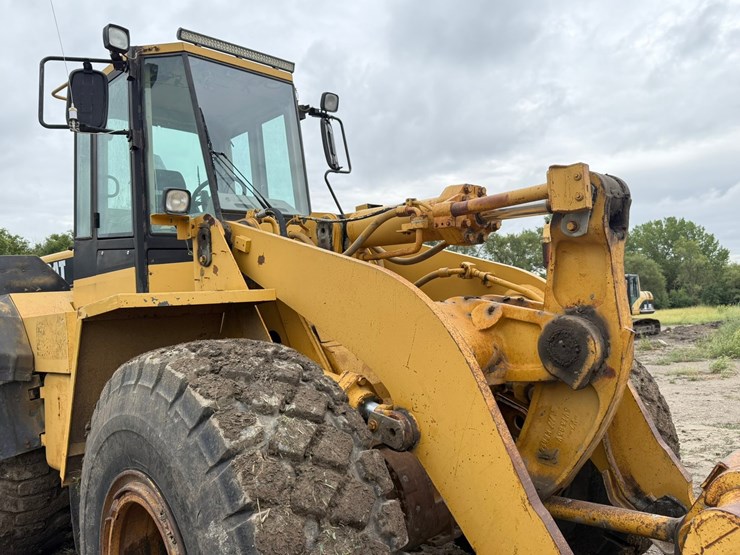 caterpillar-950f-image-31
