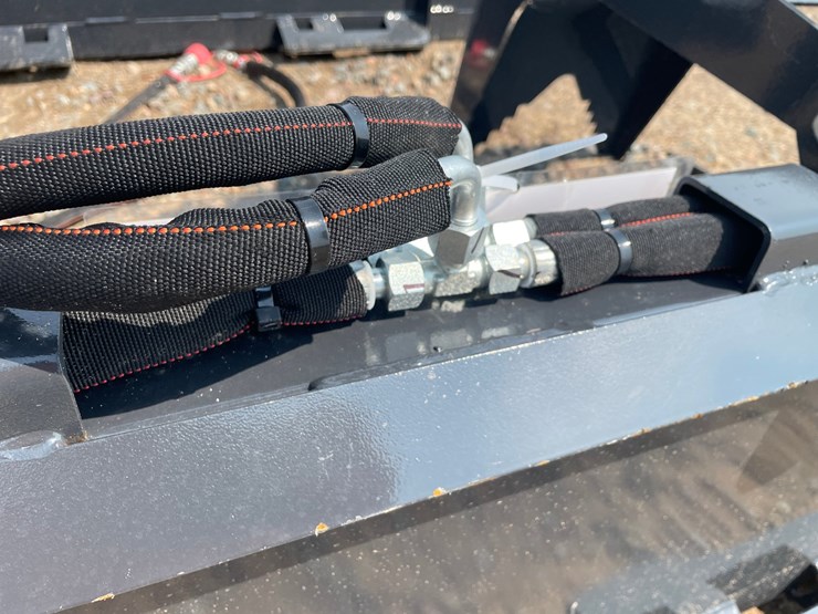 #2088-•-2026-wolverine-skid-steer-grapple-bucket-attachment-image-7