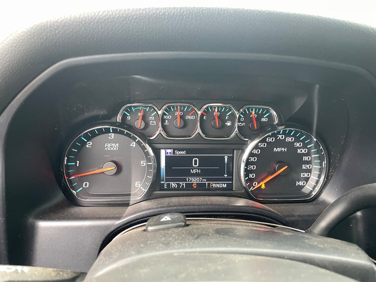 2015-chevrolet-1500-image-41