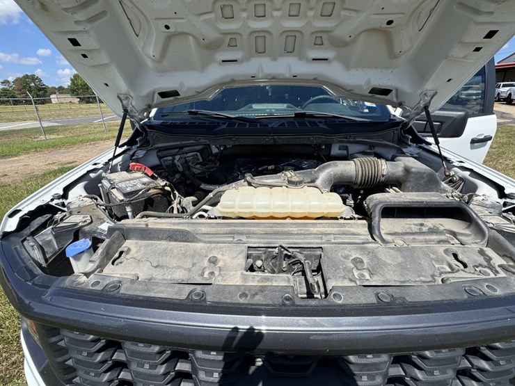 2024-ford-f150-image-11