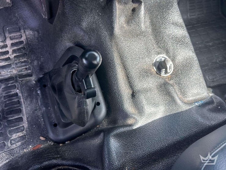 2017-ford-f650-image-6