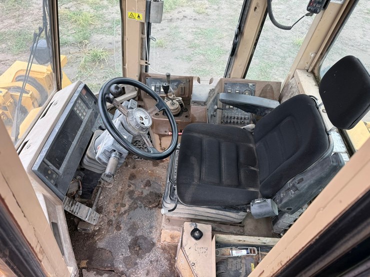 caterpillar-950f-image-40