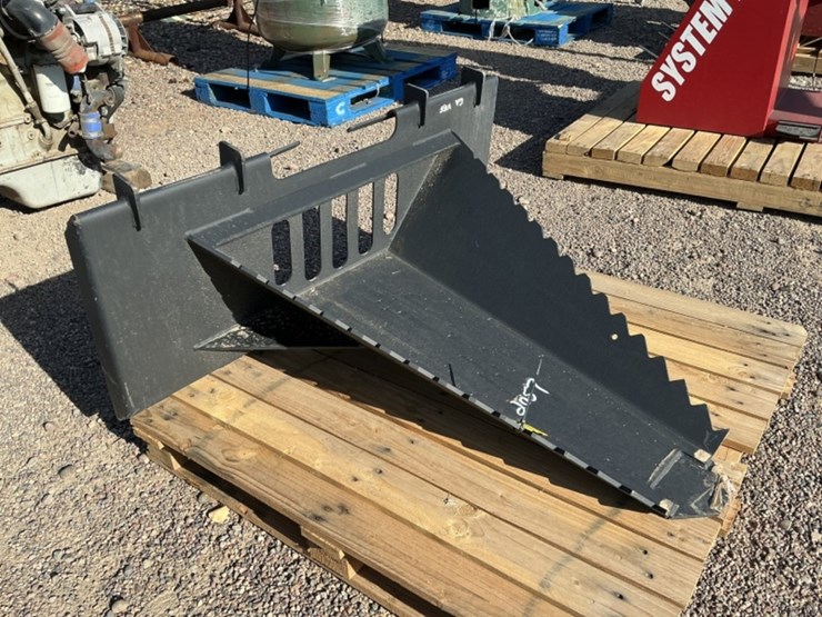stump-bucket-for-skid-steer-image-4
