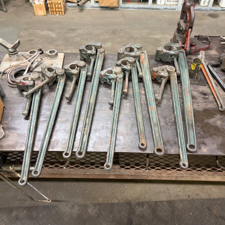 DH Pump Working / Test Table / W/ TOOLS