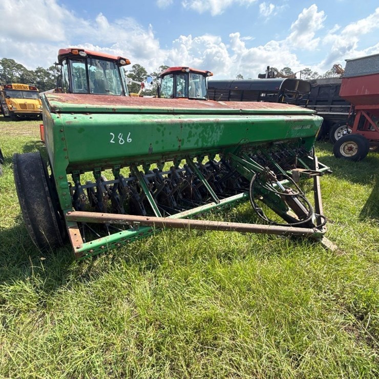 JOHN DEERE 450