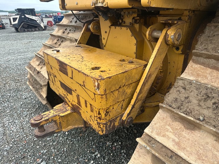 caterpillar-d6t-lgp-image-16