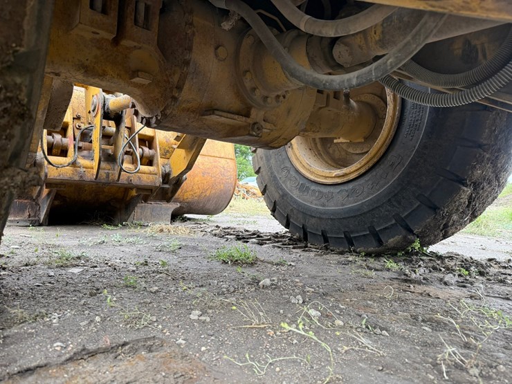 caterpillar-950f-image-16