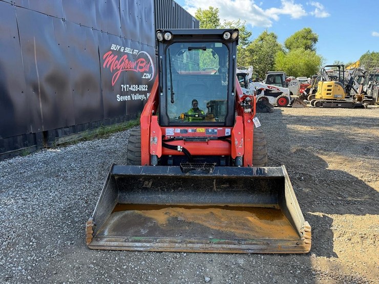 2025-kubota-ssv75-image-7