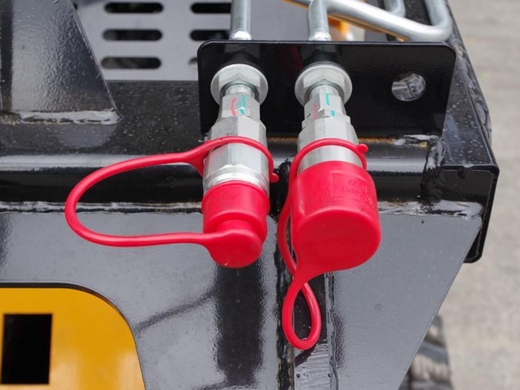 2026-future-ft360t-stand-on-mini-skid-steer-loader,-6"-track-belts,-40"-bucket,-unused-image-7