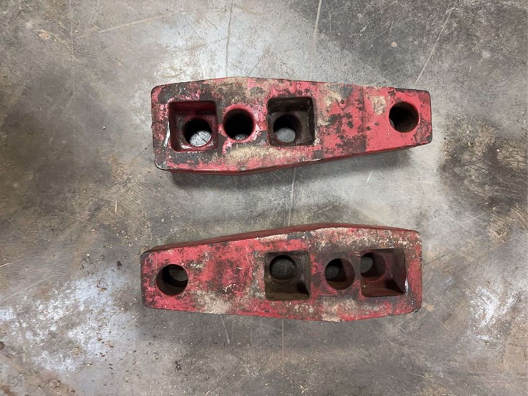 international-harvester-suitcase-weight-bracket-and-extensions-image-3