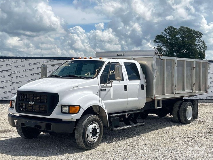 2002-ford-f650-image-1