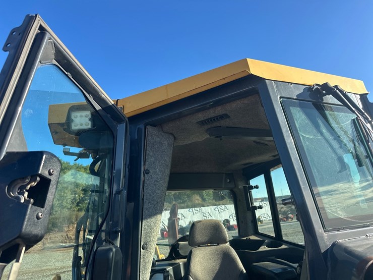 deere-1050k-image-50