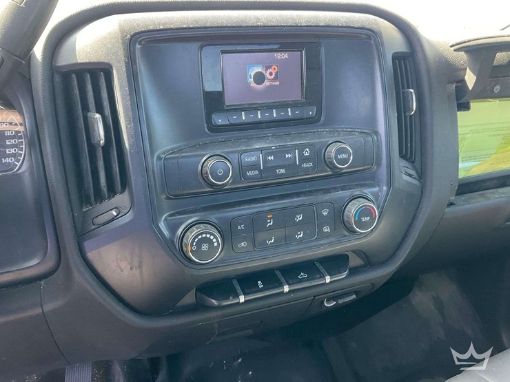 2015-chevrolet-silverado-1500-image-15
