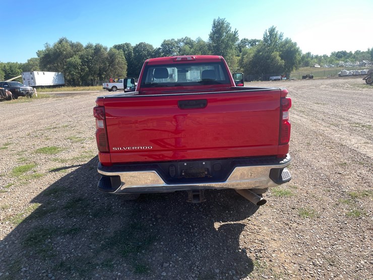2020-chevrolet-2500-image-4