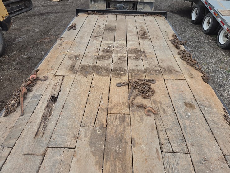 #3269-•-30'-tandem-axle-flatbed-trailer-image-29