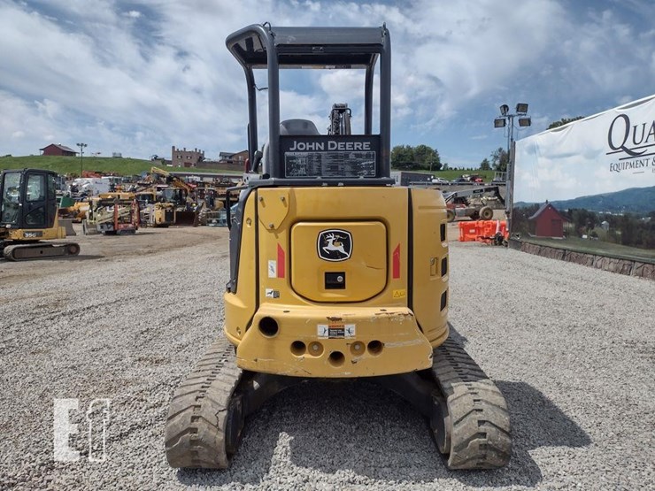 2021-deere-35g-image-4