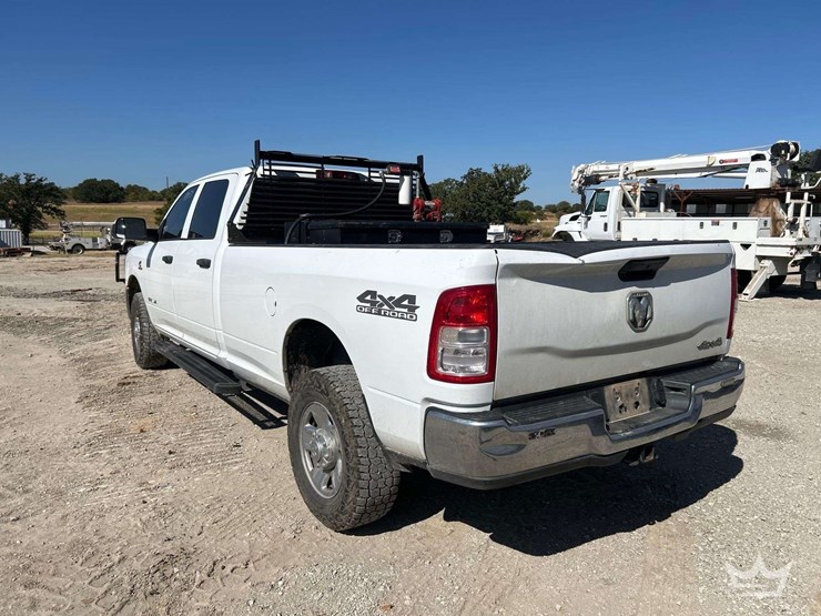 2022-dodge-2500-image-2