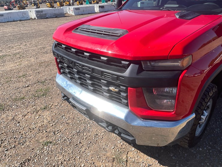 2020-chevrolet-2500-image-9