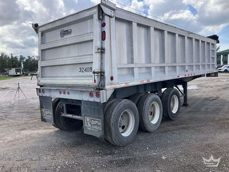 2010-axle-end-dump-image-3