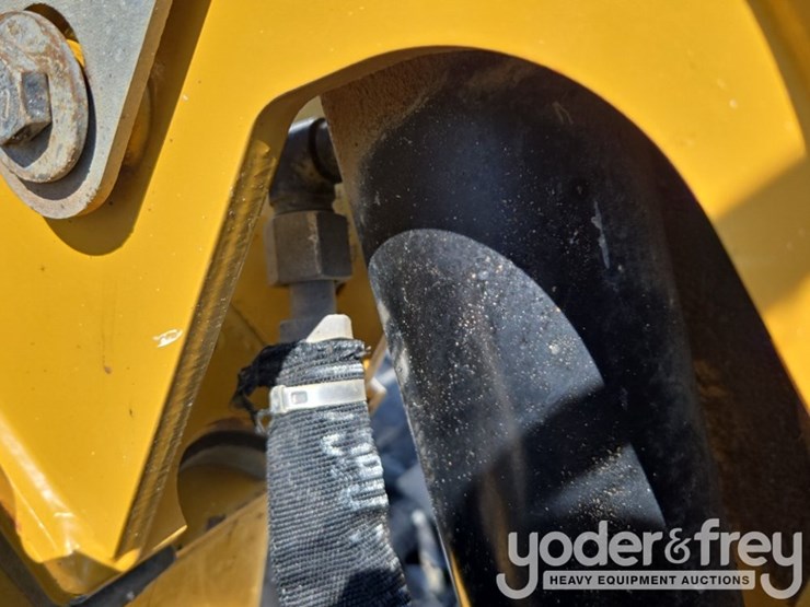 2023-caterpillar-259d3-image-20
