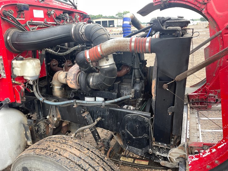 1999-peterbilt-379-image-33