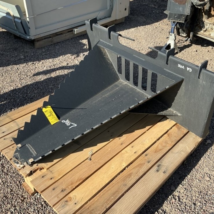 STUMP BUCKET FOR SKID STEER