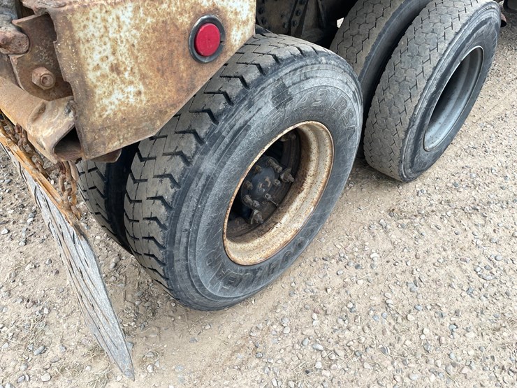 1994-ford-l9000-image-20