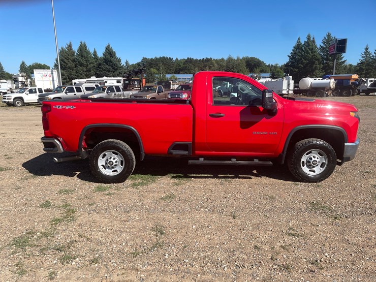 2020-chevrolet-2500-image-6