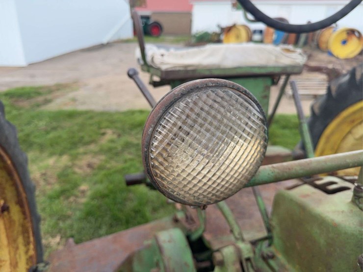john-deere-b-image-36