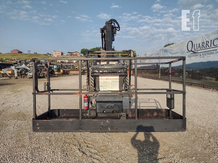 2008-jlg-1250ajp-image-4