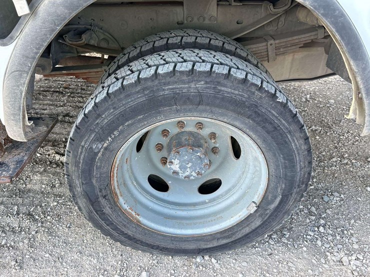 ford-f550-image-38