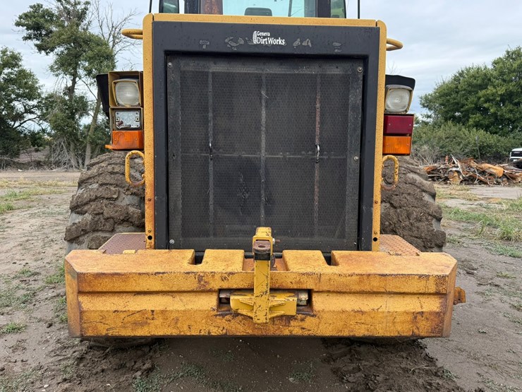 caterpillar-950f-image-23