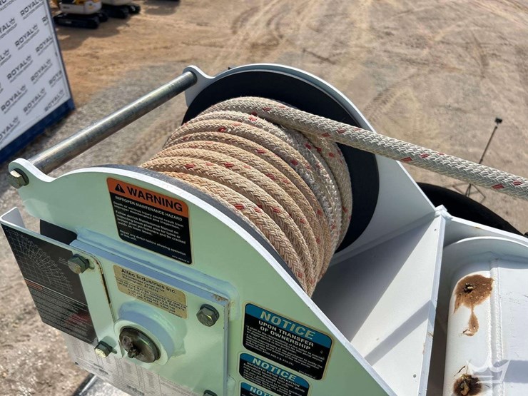 2019-freightliner-m2-106-image-38