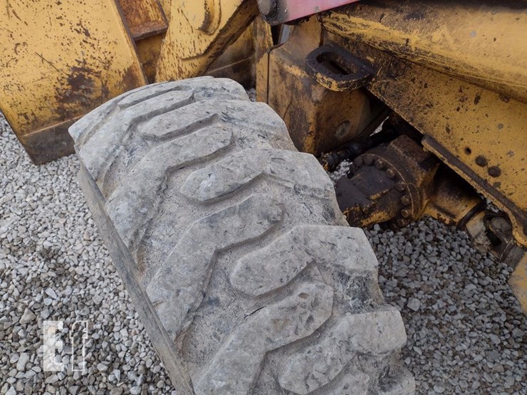 1995-deere-410d-image-19