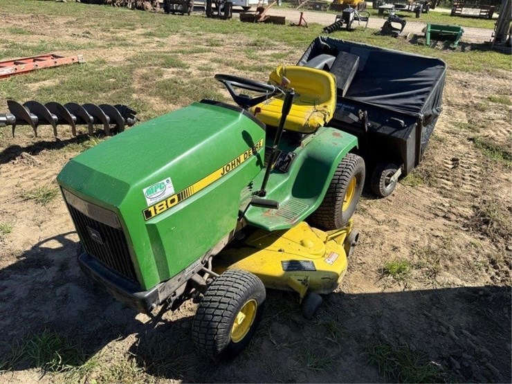 john-deere-180-image-1