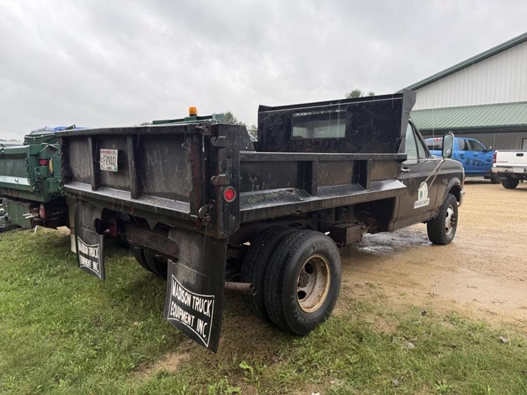 1992-ford-f350-image-3