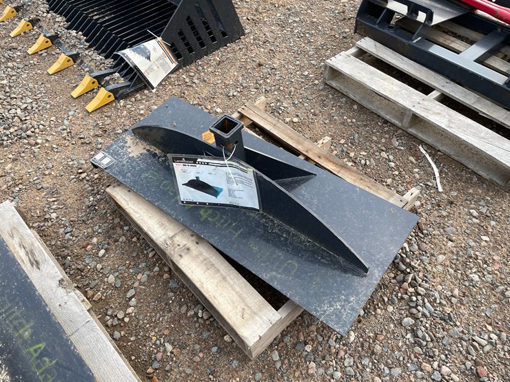 #2026-•-2026-unused-land-honor-skid-steer-utility-hitch-adapter-receiver-image-2