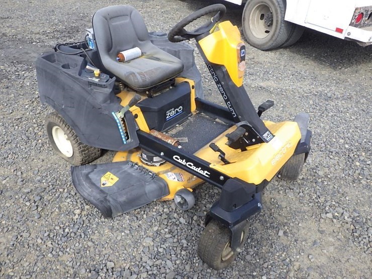 2014-cub-cadet-rzts42-image-7