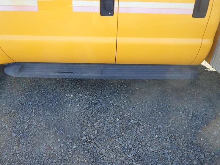 1999-ford-f450-image-13