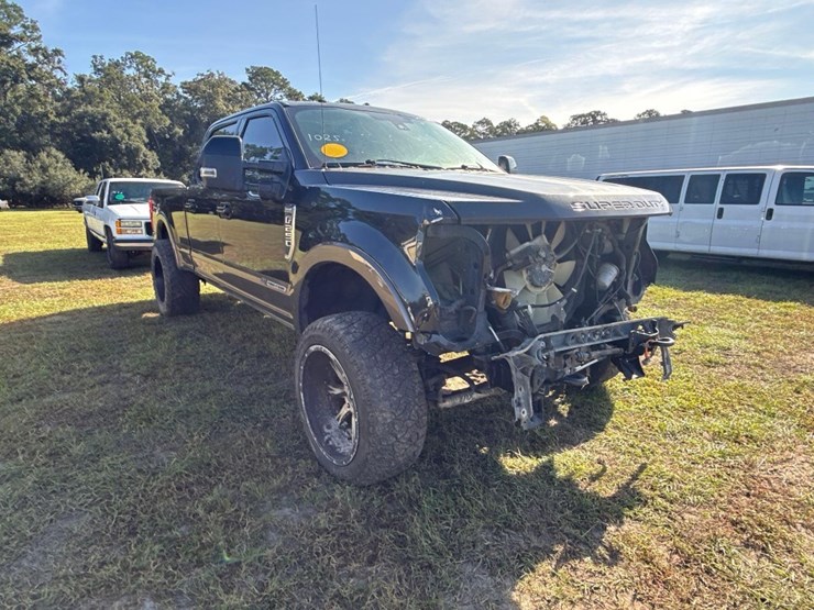2017-ford-f250-king-ranch-image-1