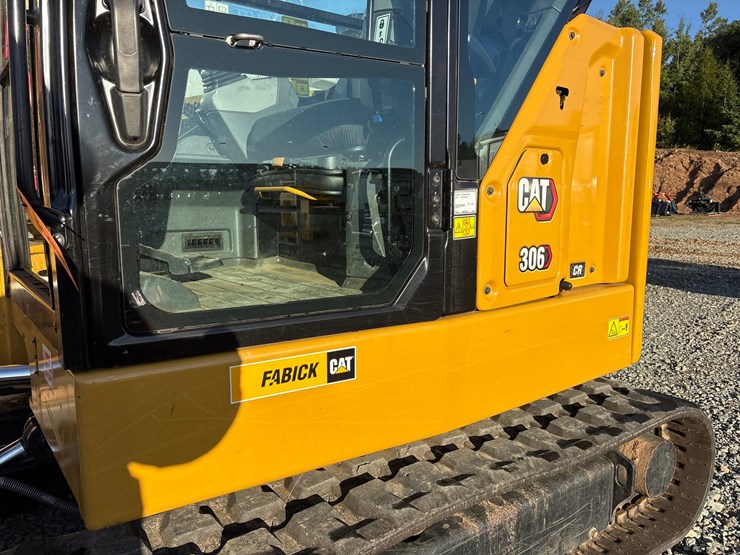 2020-caterpillar-306cr-image-11