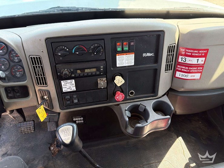 2013-international-workstar-7300-image-52